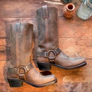 Frye Harness boot in tan